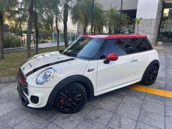 MINI COOPER 2.0 JOHN COOPER WORKS 16V TURBO GASOLINA 2P AUTOMATICO MINI COOPER 2.0 JOHN COOPER WORKS 16V TURBO GASOLINA 2P AUTOMATICO
